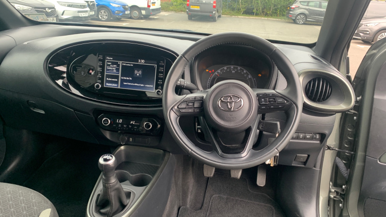 Toyota Aygo X 1.0 VVT-i Edge 5dr Petrol Hatchback